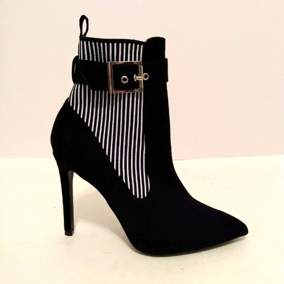 Qupid Black White Faux Suede Point Toe Ankle Pull Up 4" Heel Boots sz 6 - Picture 1 of 11